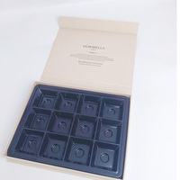 Boîte cadeau en carton rigide de luxe, logo personnalisé, gaufrage, fermeture magnétique, emballage avec séparateur pour biscuits, bonbons, desserts