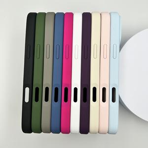 Sottile custodia protettiva in Silicone magnetico per ricarica Wireless con supporto ad anello per iPhone 12 13 14 15 16 17 Pro <span class=keywords><strong>Max</strong></span> - Product Image 4