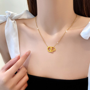Kalung Liontin Cincin Ganda Bentuk Hati Geometris Baja Anti Karat Lapis Emas 18K Setting Bezel Unisex Perhiasan Tahan Air untuk Pesta - Product Image 2