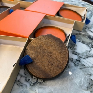 Plateau de service rond en bois écologique de haute qualité pour cadeau de mariage - Product Image 3