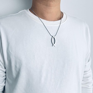 Collar con colgante <span class=keywords><strong>de</strong></span> pez Jesús <span class=keywords><strong>de</strong></span> acero inoxidable Unisex, cadena <span class=keywords><strong>de</strong></span> serpiente dorada para <span class=keywords><strong>Amazon</strong></span>, nuevo lanzamiento, patrón <span class=keywords><strong>de</strong></span> mariposa hueca, budismo - Product Image 3