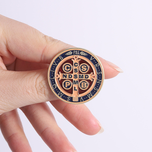Pins Esmaltados de Medalla de Cruz Católica, Broche de Oración Latina de San Benito y la Virgen María, Joyería <span class=keywords><strong>Religiosa</strong></span>, Regalo - Product Image 4