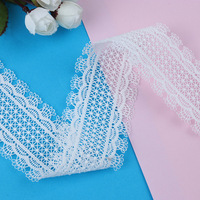 Pita Bordir RYL Hitam Putih Double Edge Hollow Lace Polyester yang Larut dalam Air untuk Gaun Pengantin