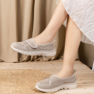 Venta al por mayor de las mujeres zapatillas de correr al aire libre zapatos para caminar con <span class=keywords><strong>Fly</strong></span> Knit antideslizante mamá zapatos ligeros cómodos <span class=keywords><strong>sandalias</strong></span> deportivas - Product Image 4