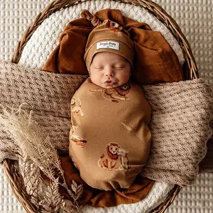 بطانية قطنية عضوية مطبوعة لحديثي الولادة من القطن الطبيعي تلقي قبعة محبوكة 3 طقم جيرسي