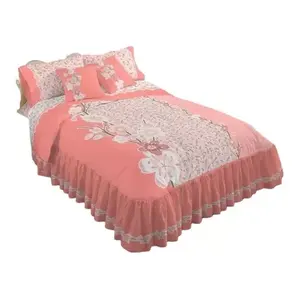 Edredón Doble Mia con 2 Cojines Complementarios, Apliques Bordados, Clásico, para Todas las Temporadas, Ropa de Cama para el Hogar - Product Image 1