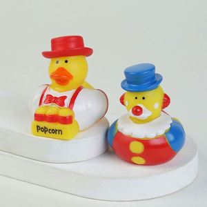 Jouet de bain écologique Elarve pour enfants, grand canard jaune à mâcher, jouet flottant, 5-7 ans, avec fonction de pulvérisation d'eau - Product Image 2