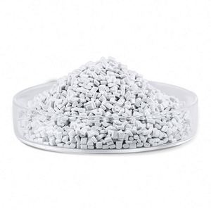 Gránulos Negros para Moldeo por Inyección, Grado de Alta Resistencia al Impacto, Materia Prima Plástica de Uso General - Product Image 3