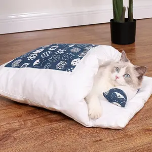 일본 스타일의 고양이 침대 고양이 침낭 이동식 빨 애완 동물 침대 겨울