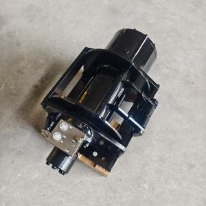 מנוף משאית שטח 8 טון/<span class=keywords><strong>10</strong></span> טון עם כננת הידראולית, נירוסטה, גובה הרמה 30 מטר, 1200 וואט, 380 וולט, שלט רחוק, אחריות לשנה - Product Image 4