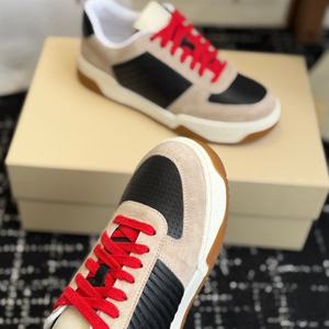 รองเท้าผ้าใบทรงคลาสสิคแบบหุ้มข้อต่ำ ผ้าคุณภาพสูง ระบายอากาศได้ดี ซับในตาข่าย กันลื่น หรูหรา ลำลอง ทันสมัย ดีไซน์เนอร์ - Product Image 5