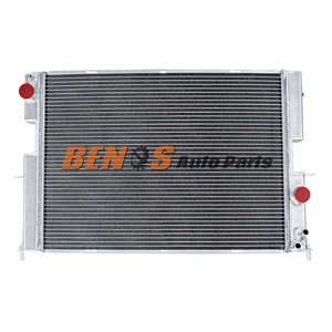 Radiateur en aluminium à 4 rangées pour <span class=keywords><strong>Land</strong></span> <span class=keywords><strong>Rover</strong></span> <span class=keywords><strong>Discovery</strong></span> II <span class=keywords><strong>TD5</strong></span> 4X4 2.5L 1999-2004 <span class=keywords><strong>2001</strong></span> - Product Image 1