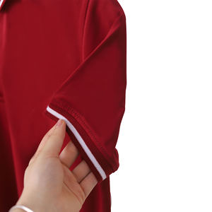 Fournisseur de polos OEM au Vietnam, tissu à séchage rapide et résistant aux UV, idéal pour les vêtements de sport, les vêtements de golf, les projets de marquage d'équipe, les uniformes - Product Image 4