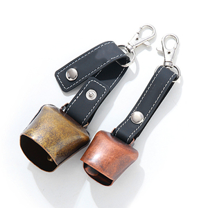Nouvel arrivage Cloche de vache en métal rétro personnalisée personnalisée Bracelet en cuir véritable Cloches d'ours de randonnée pour chiens - Product Image 2