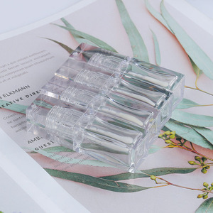 หลอดลิปกลอสพลาสติกใสขนาด 6.5 มล. ทรงนาฬิกาทราย พร้อมหัวแปรงขนาดใหญ่  ขั้นต่ำในการสั่งซื้อน้อย  รับทำโลโก้ตามสั่ง  บรรจุภัณฑ์ลิปทินท์ - Product Image 5