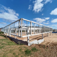 Bâtiment en structure métallique avec panneaux sandwich pour usage commercial, construction multifonctionnelle, maison certifiée CE
