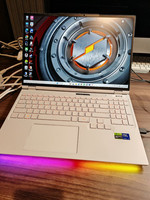 2025년 히트 상품 U9-275HX 인텔 64GB DDR5 RTX5090 24GB 240HZ 2.5K 16인치 윈도우11 RGB 백라이트 M.2 SSD 게이밍 노트북