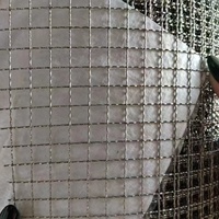 Treillis métallique enroulé de haute qualité, treillis métallique serti à trous carrés galvanisés, treillis tissé en acier inoxydable 201, 304