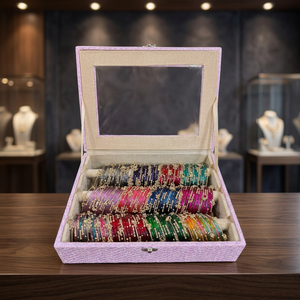กล่องของขวัญกำไลข้อมือแบบดั้งเดิมครบชุด: กำไลดีไซน์เนอร์ 12 โหล และกำไลกุนกรูแบบแคชเมียร์ 48 ชิ้น พร้อมกล่องเก็บแบบมีกลิตเตอร์ 3 กล่อง - Product Image 3