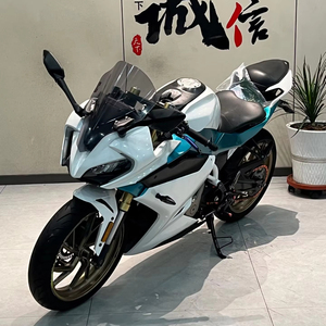 Motos d'occasion 2021 250SR, moto à essence, sportives, de course, de rue, design sportif et aérodynamique 250SR - Product Image 1