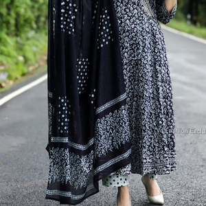 ชุดสูท anarkali อินเดียสำหรับผู้หญิงอินเดียชุดซาลวาร์แบบแฟนซีแบบดั้งเดิมสุดพิเศษ - Product Image 1