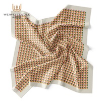 Foulard carré en polyester doux imprimé floral multicolore avec logo personnalisé, 115 cm, pour femme (Shayla, Kerudung, Hijab)