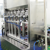 Machine de remplissage de shampoing entièrement automatique et machine de bouchage de bouteilles