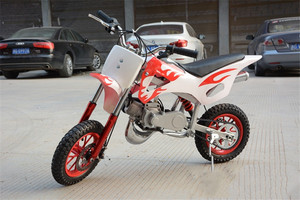Vicoo VDB4902 Mini Moto de Poche pour Adultes 49cc Moteur 2 Temps Vitesse Maximale 40-60km/h Capacité de Charge 75kg - Product Image 4