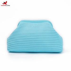 Pochette tissée personnalisée avec logo, design ondulé, mode estivale, crochet, pour femme, sac de soirée, commande en gros, livraison rapide - Product Image 1