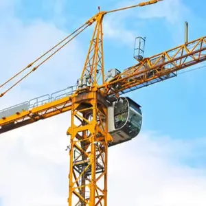 China 6 Tonnen 65 Meter selbsterhebender faltbarer mobiler Turmkran Preis Turmkran