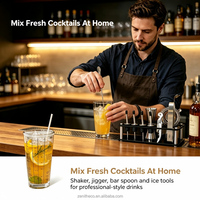 Ensemble de shaker à cocktails classique à trois couches en acier inoxydable avec poignée en bambou - 750 ml, coffret cadeau premium pour bar et maison