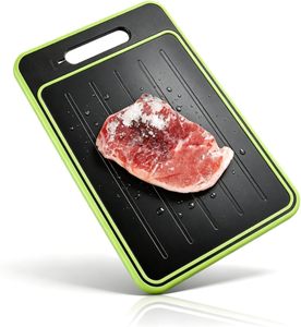 Planche à découper à décongélation rapide en aluminium et plastique, avec bord épaissi, pour viande congelée (bœuf, porc) et blocs de viande à hacher - Product Image 6