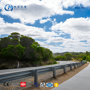 W <span class=keywords><strong>Beam</strong></span> Thrie <span class=keywords><strong>Beam</strong></span> have autostrada Guardrail barriera ad alta resistenza per la sicurezza stradale in acciaio W fascio di superficie zincata a caldo - Product Image 4