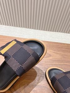 Sandalias de Plataforma de Cuero Sintético de Marca de Diseño de Lujo para Mujer, Estilo Clásico, para Uso en Exteriores - Product Image 2