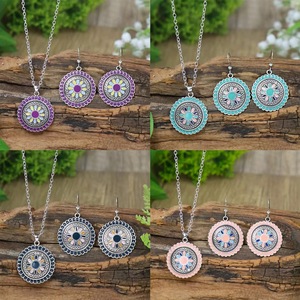 Parures de bijoux fantaisie en alliage, collier et boucles d'oreilles fleuris pour femmes, pour les soirées 2024 - Product Image 1