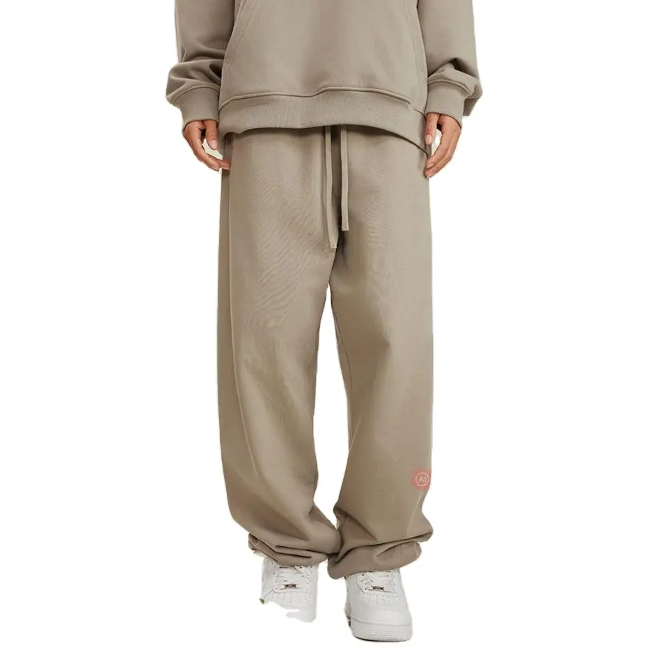 2024 High Quality Unisex Sweatpants Custom Logo 440gsm Heavy weight Sweatpants Custom Baggy Blank Cotton Fleece Jogger Pants