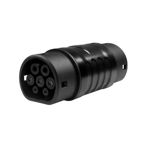 Adaptador de Carga para Vehículos Eléctricos GB/T a Tipo 2, Monofásico, 32A, 7KW, Impermeable y Duradero, para Vehículos Eléctricos con Estándar Europeo - Product Image 1