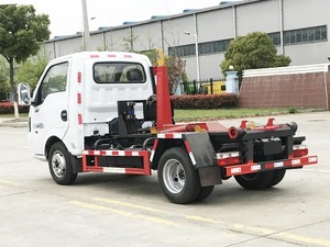 Camión de basura Dongfeng Mini con brazo de gancho hidráulico, camión de basura con gancho desmontable, contenedor desmontable de 113HP para transferencia de basura - Product Image 3