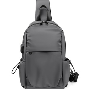 Bolsa de Pecho Gris de Poliéster Nueva de Primavera del Fabricante al por Mayor, Bolsa Cruzada de Hombro para Tablet con Carga USB, Decoración con Logotipo Personalizado - Product Image 3