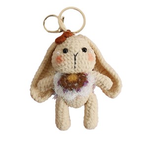 Nouvelle poupée <span class=keywords><strong>lapin</strong></span> en peluche <span class=keywords><strong>au</strong></span> <span class=keywords><strong>crochet</strong></span> avec oreilles tombantes, grand pendentif tissé à la main, breloque de sac <span class=keywords><strong>crochet</strong></span>ée à la main - Product Image 5