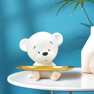 Adorable oso Polar ligero de lujo sentado con bandeja de acero inoxidable decoración artística Material de resina para decoración de fiesta de Hotel en casa