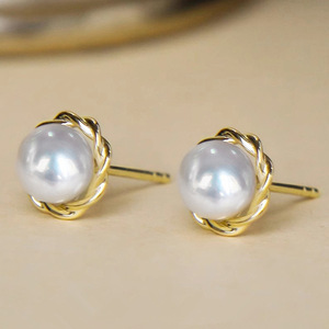 Orecchini a Perno Stile Geometrico con Perle per Donne, Gioielli Eleganti e alla Moda - Product Image 6