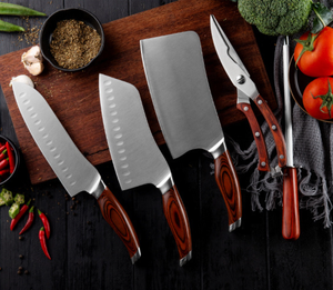 Set <span class=keywords><strong>di</strong></span> <span class=keywords><strong>Coltelli</strong></span> da Cucina <span class=keywords><strong>Professionali</strong></span> in Acciaio Inox con Affilacoltelli, Blocco in Acrilico, Design Ambidestro, Lunghezza Lama 6-7,9 Pollici - Product Image 4