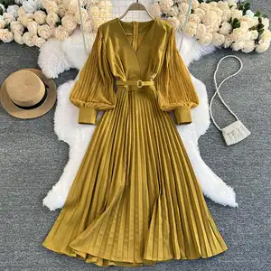 2022 Spring pure color lantern sleeve v neck dresses with belt pleated dress