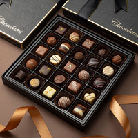 Boîte cadeau en chocolat à rabat écologique et durable avec fermeture magnétique et impression quadricolore