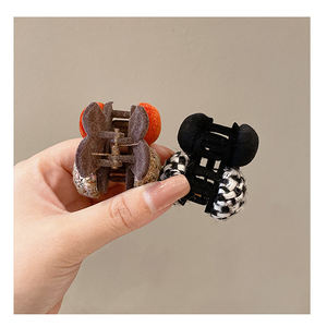 Pinces à cheveux personnalisées 5 CM Cherry Girls Acrylique Front Side <span class=keywords><strong>Automne</strong></span> et Hiver Épingles à cheveux Coré<span class=keywords><strong>en</strong></span> Mignon Créativité Pinces à cheveux - Product Image 3