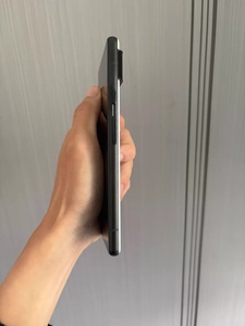 สมาร์ทโฟน Goog//le 6 5G หน้าจอ OLED 6.4 นิ้ว 90Hz กล้อง 50MP แรม 8GB ความจุ 128GB แบตเตอรี่ 4614mAh มาตรฐาน IP68 รุ่น Global - Product Image 4