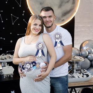 Épingles de corsage pour future maman et future papa, thème Espace, Galaxie, Étoile, Grossesse, Univers, Révélation du Sexe, pour Baby Shower et Maternité - Product Image 4