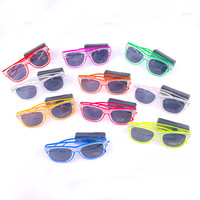 Lunettes LED lumineuses d'Halloween en gros, lunettes de soleil scintillantes pour fête avec 3 modes de clignotement, accessoire pour promotion de club et festival