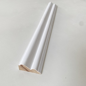 Usine OEM Vente en gros Pine Radiata massif Joint de doigt apprêté Cadre de carte Plinthe moulée pour hôtel et hôpital - Product Image 2